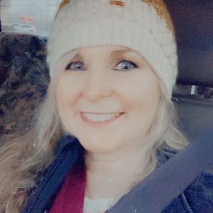 Meet your Posher, Cindy